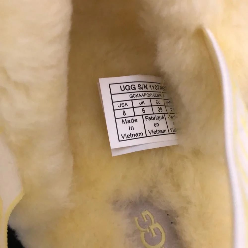 UGG WINTER SLIPPERS SANDALS WOMENS SIZE 8 - Picture 8 of 15